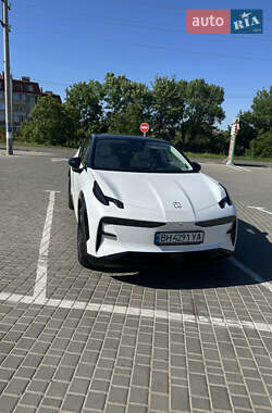 Позашляховик / Кросовер Zeekr X 2023 в 
