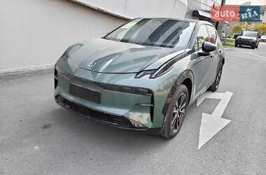 Внедорожник / Кроссовер Zeekr X 2025 в 