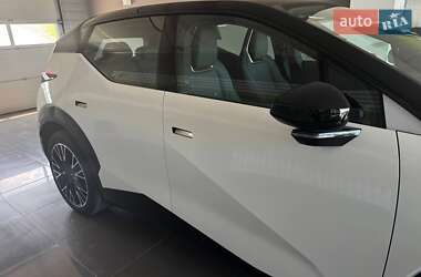 Внедорожник / Кроссовер Zeekr X 2025 в 