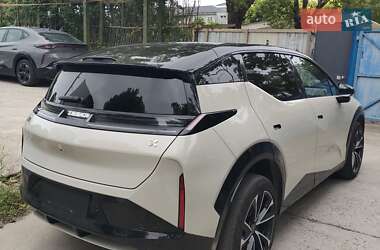 Внедорожник / Кроссовер Zeekr X 2023 в 