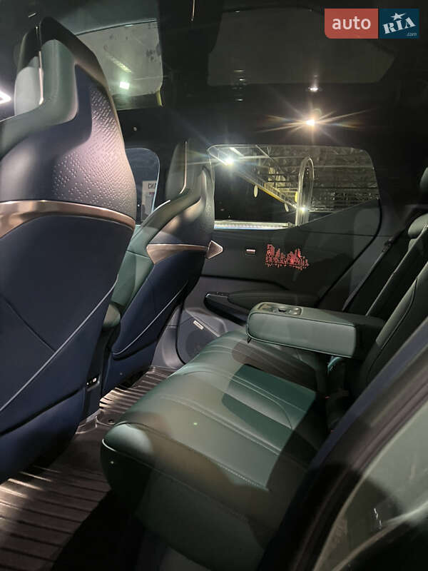 Внедорожник / Кроссовер Zeekr X 2023 в Киеве