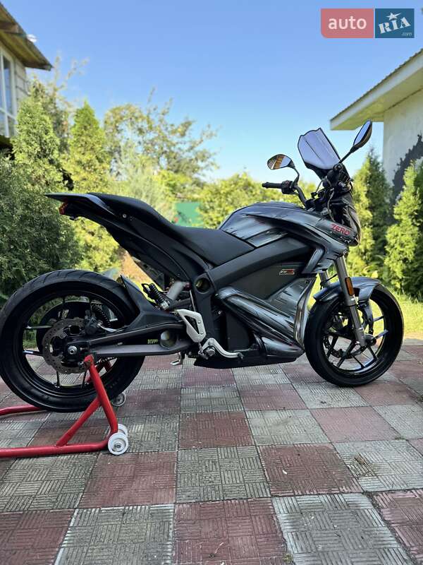 Мотоцикл Спорт-туризм Zero SR 2017 в Макарові