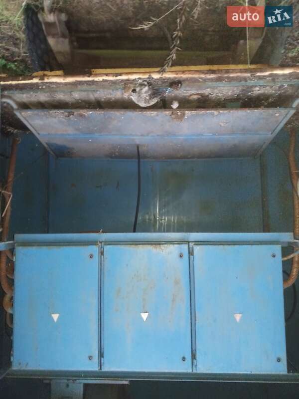 Изотермическая будка ЗИЛ 10A 1995 в Шостке