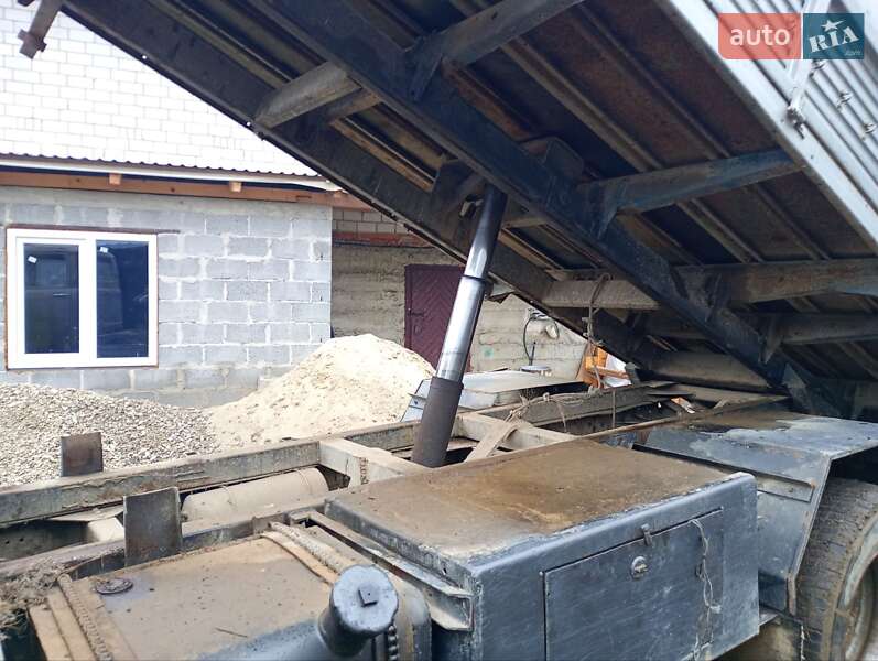 Самосвал ЗИЛ 130 1982 в Турке фото 6 Самосвал ЗИЛ 130 1982 в Турке