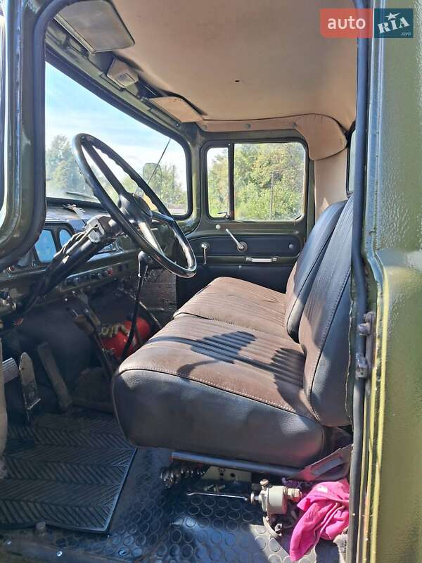 Самоскид ЗИЛ 130 1980 в Борзні