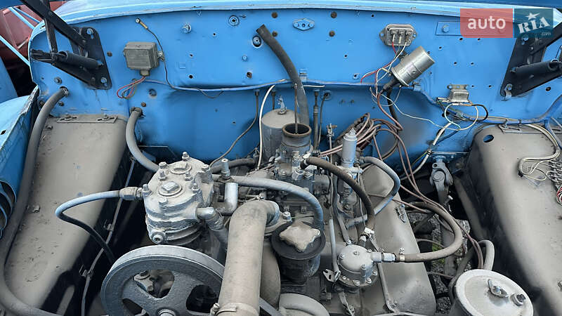 Пескоразбрасывающая машина ЗИЛ 130 1988 в Виннице