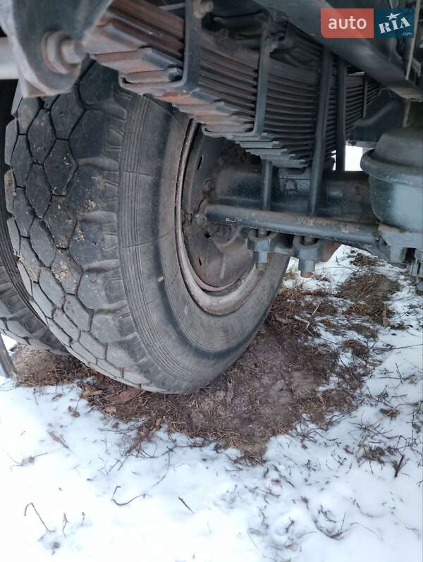 Самосвал ЗИЛ 130 1988 в Тараще