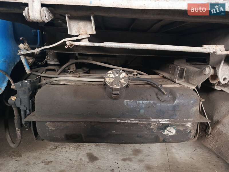 Самосвал ЗИЛ 130 1988 в Павлограде