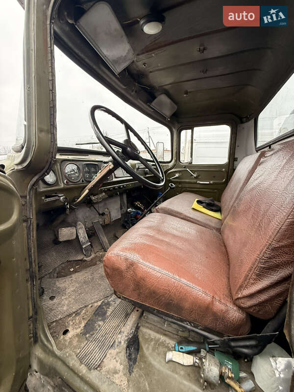 Буровая установка ЗИЛ 131 1981 в Олевске