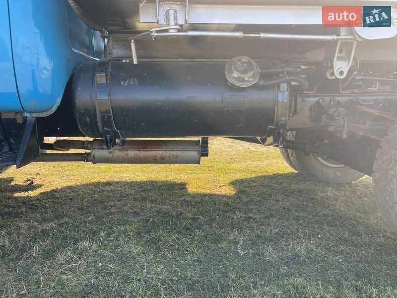 Самосвал ЗИЛ 4316 1987 в Чорткове