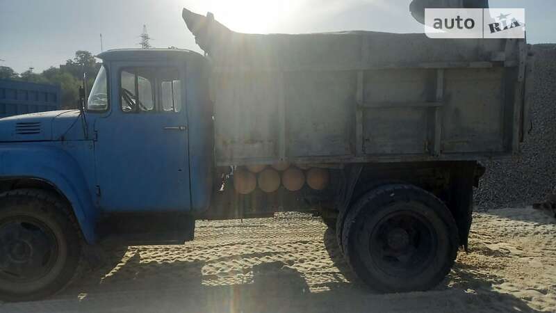 Самоскид ЗИЛ 4502 1989 в Дніпрі
