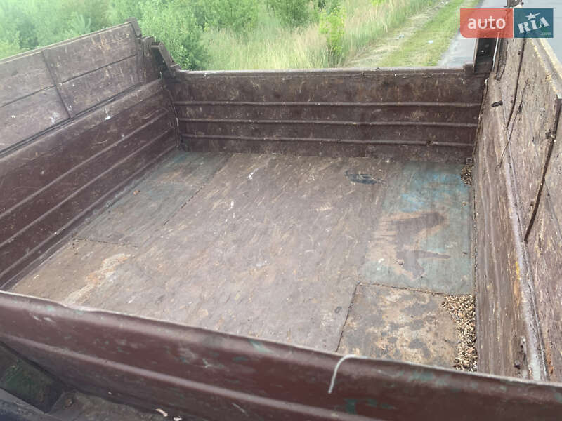 Самосвал ЗИЛ 4502 1988 в Шептицькому фото 3 Самосвал ЗИЛ 4502 1988 в Шептицькому