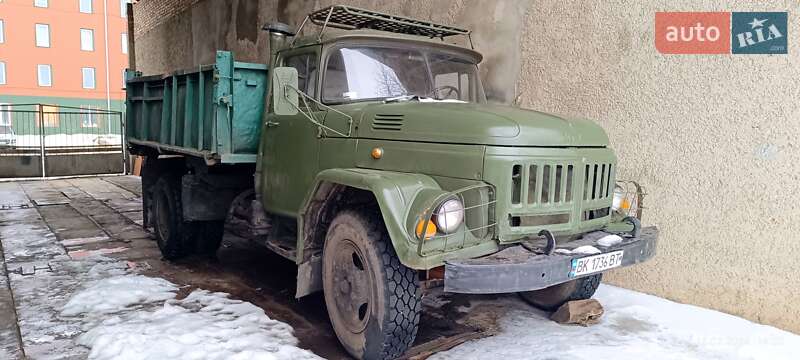 Самосвал ЗИЛ 495710 1987 в Ровно фото Самосвал ЗИЛ 495710 1987 в Ровно