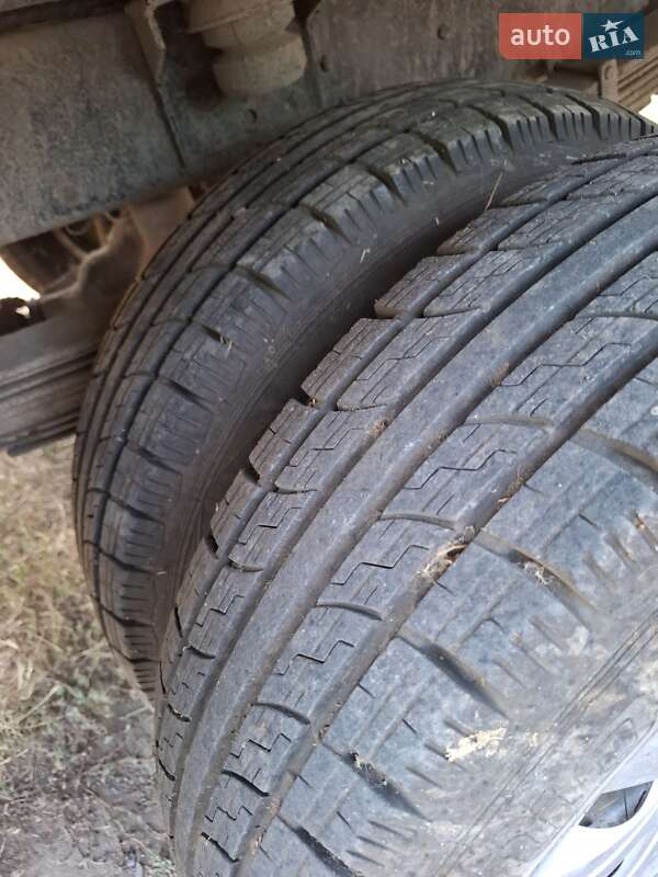 Грузовой фургон ЗИЛ 5301 (Бычок) 1999 в Одессе фото 4 Грузовой фургон ЗИЛ 5301 (Бычок) 1999 в Одессе