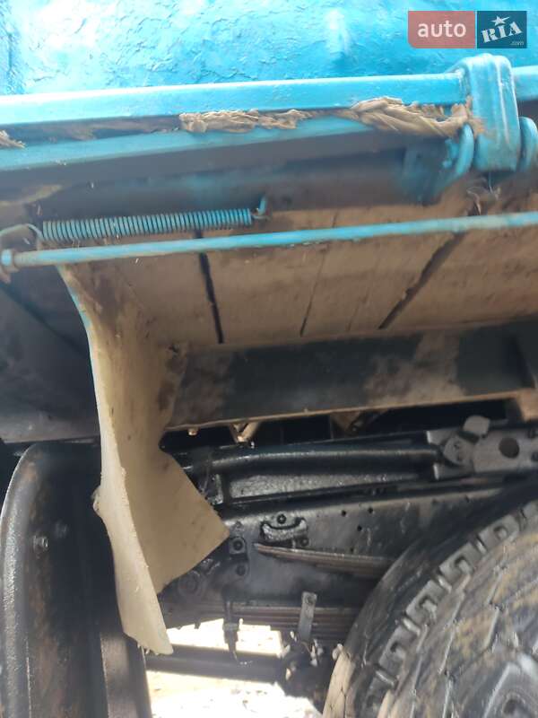 Самоскид ЗИЛ ММЗ 554 1982 в Казанці