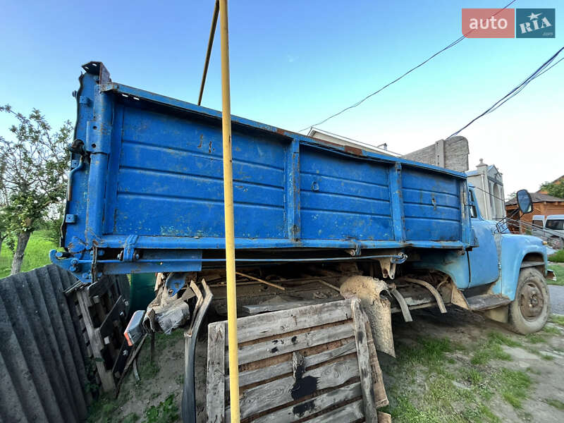 Самосвал ЗИЛ ММЗ 554 1984 в Хотине
