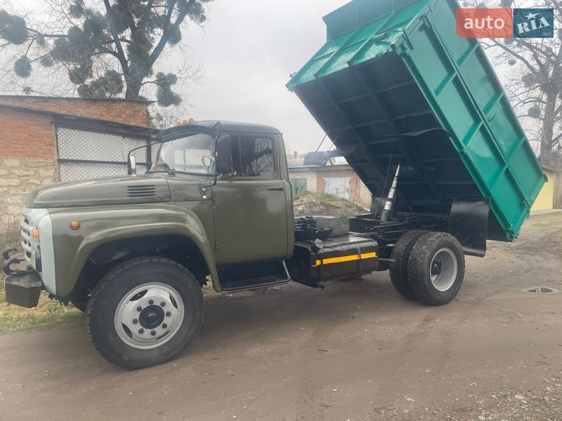 Самоскид ЗИЛ ММЗ 554 1990 в Гнівані