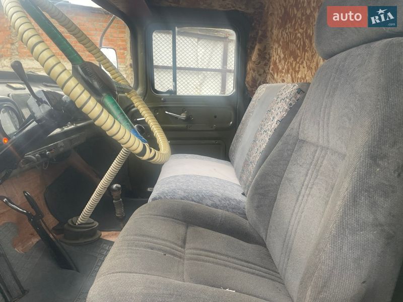 Самоскид ЗИЛ ММЗ 554 1990 в Гнівані