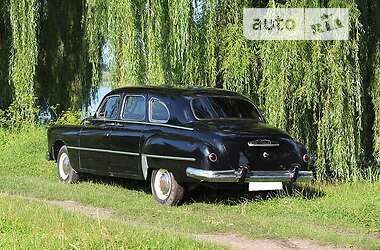 Лимузин ЗИМ 12 1954 в Киеве