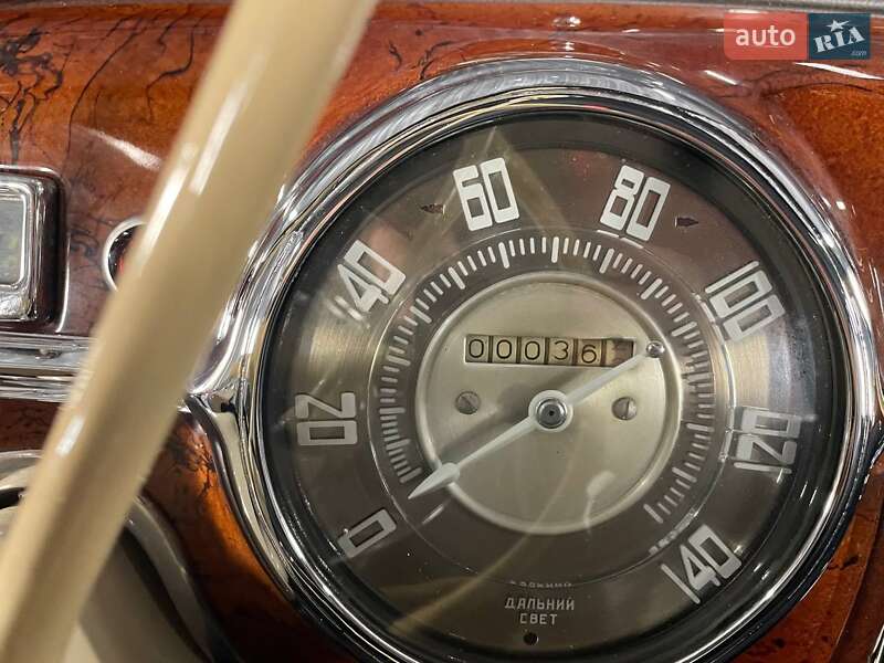 Седан ЗИМ 12 1955 в Киеве фото 6 Седан ЗИМ 12 1955 в Киеве