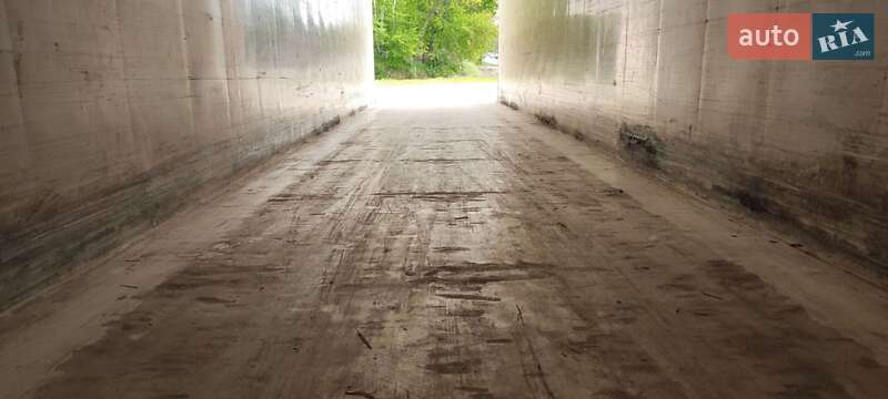 Рефрижератор полуприцеп Zorzi 36S 1993 в Киеве