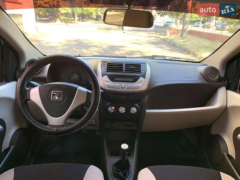 Хетчбек Zotye Z100 2015 в Кривому Розі фото 31 Хетчбек Zotye Z100 2015 в Кривому Розі