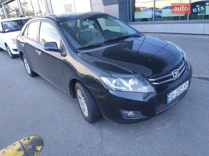 Седан Zotye Z300 2015 в 