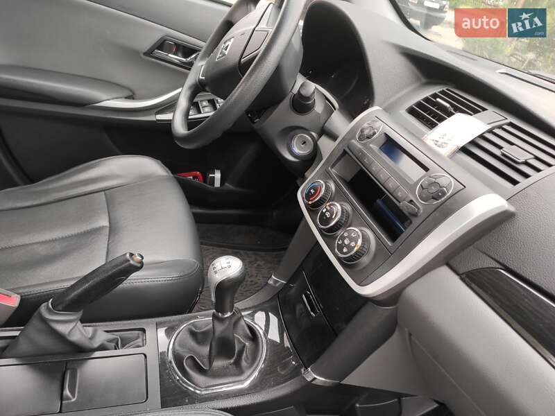 Седан Zotye Z300 2015 в Киеве