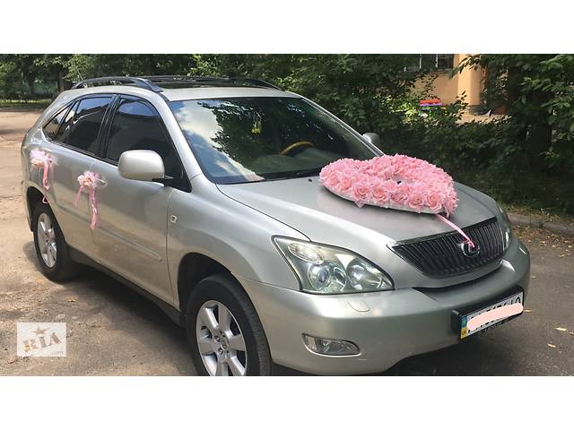 Аренда авто на свадьбу и перевозки по городу с водителем Lexus RX 300