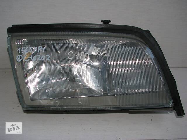 Б/у фара п Mercedes C-Class W202 -арт№15657-