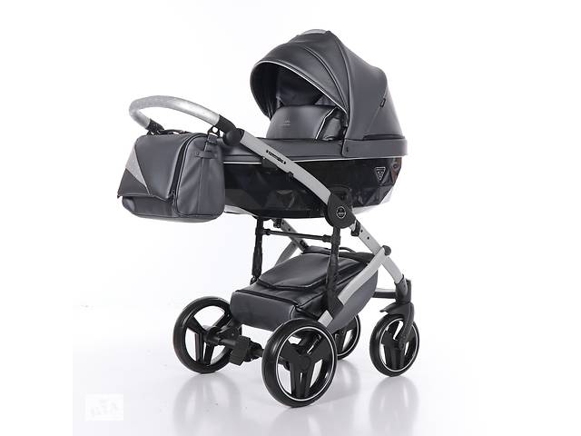 Дитяча коляска 2 в 1 Junama Diamond Fluo line II графітова 01
