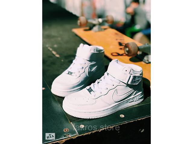 Кроссовки белые Nike Air Force High White