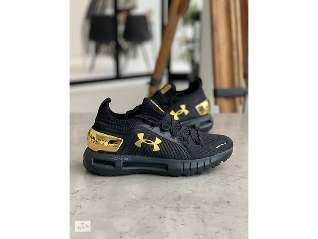 Кроссовки Under Armour HOVR Phantom Black&Gold Андер Армор Ховр Фантом Черные с золотистым (41,42,43,44,45)