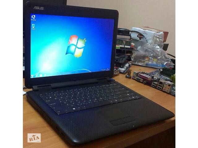 Надежный ноутбук Asus P81IJ (в отличном состоянии).