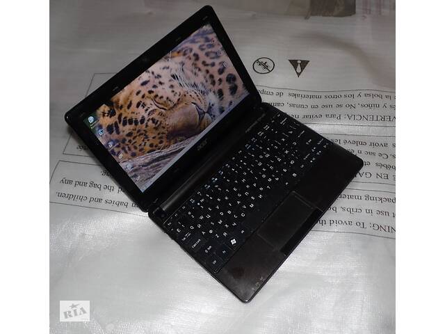 Нетбук Acer Aspire One D270