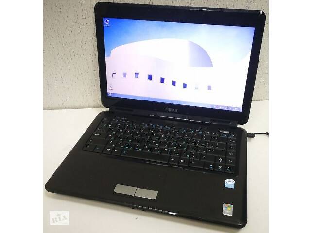 Ноутбук Asus K40IJ (в отличном состоянии).