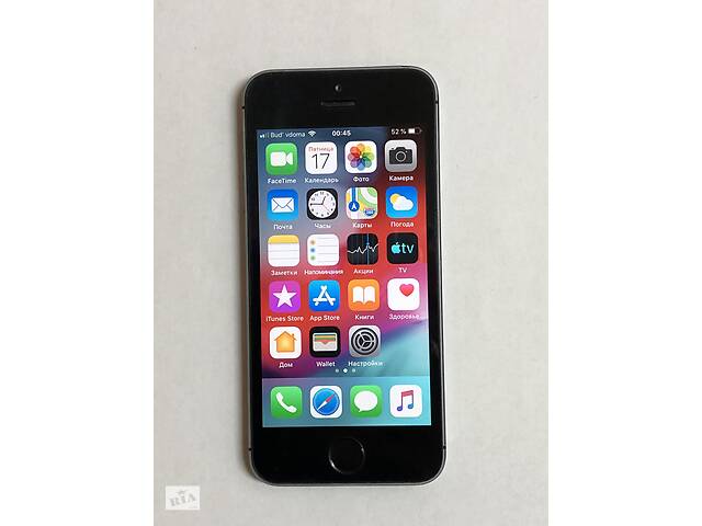 Оригинальный айфон 5S 16GB space grey Iphone