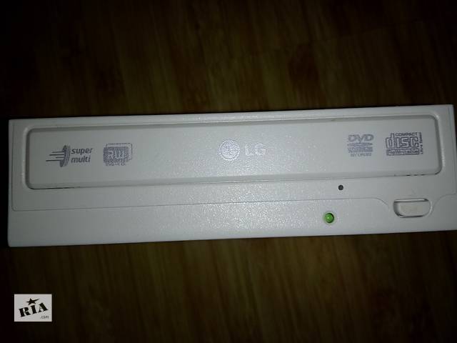 Who manufactures the HL-DT-ST CD-RW GCEB - Dell Community