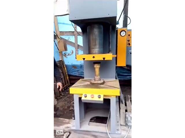 Продам пресс гидравлический одностоечный PYE-100S1