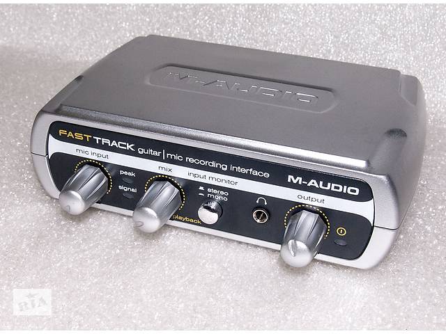 M-Audio Fast Track USB аудио интерфейс проф звуковая карта 24bit/48kHz