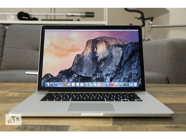 APPLE MacBook Pro 15-inch/Core i7/4 Gb/500 Gb HDD/Идеальное состояние